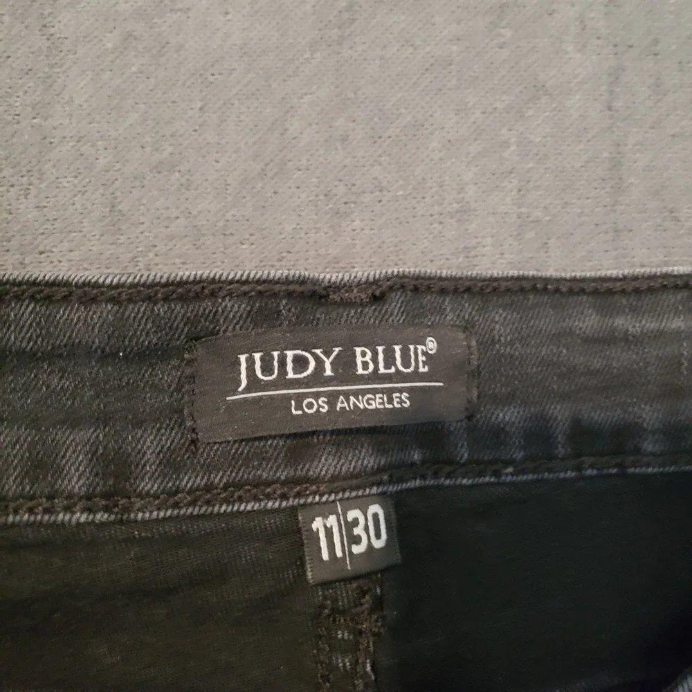 Judy Blue Skinny Jeans Womens 11/30 Black‎ Distressed Buffalo Plaid Patch